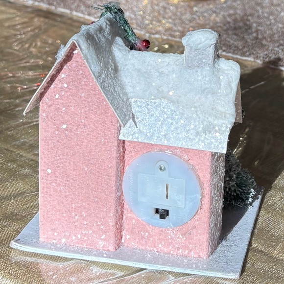 Pier 1 Nostalgic Village Set of 4 Light-Up Houses - Picture 7 of 14